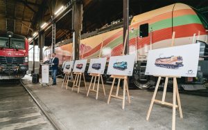 ZSSK představila polepy lokomotiv se slovenskými vrcholy Zdroj: ZSSK