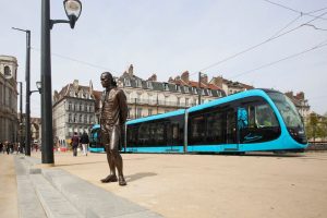 Tramvaj CAF Urbos v Besanconu. Foto: CAF