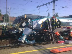 Nehoda pendolina ve Studénce 22. 7. 2015. Foto: Drážní inspekce