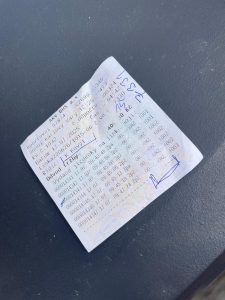 Špatně čitelný přehled vydaných jízdenek z autobusu dopravce AKV. Autor: Zdopravy.cz/Ondřej Kubala