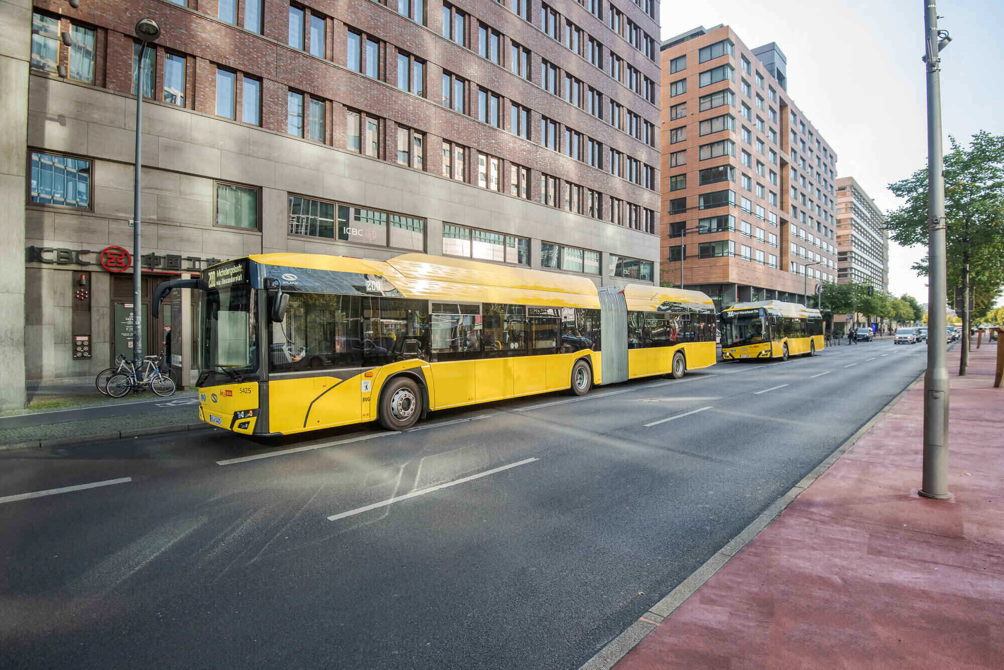 Solaris Urbino 18 electric v barvách BVG. Zdroj: Solaris