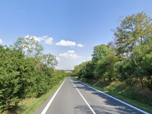 Současné trasování silnice I/57 u Linhartov. Zdroj: Google Street View