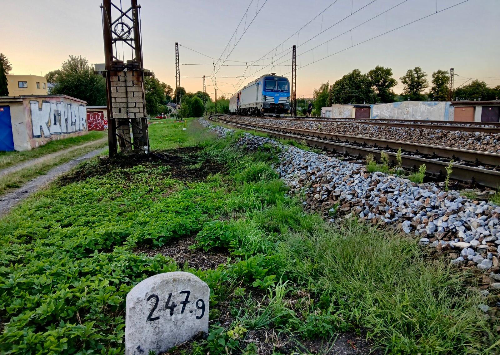 Poškozené vedení v České Třebové. Foto: Správa železnic