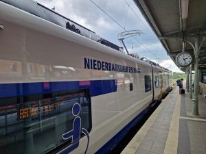 Bateriová jednotka Siemens Mireo Plus B braniborského dopravce NEB. Foto: Zdopravy.cz / Jan Nevyhoštěný