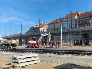 Rekonstrukce a narovnání tramvajové trati u pražského výstaviště. Foto: Zdopravy.cz