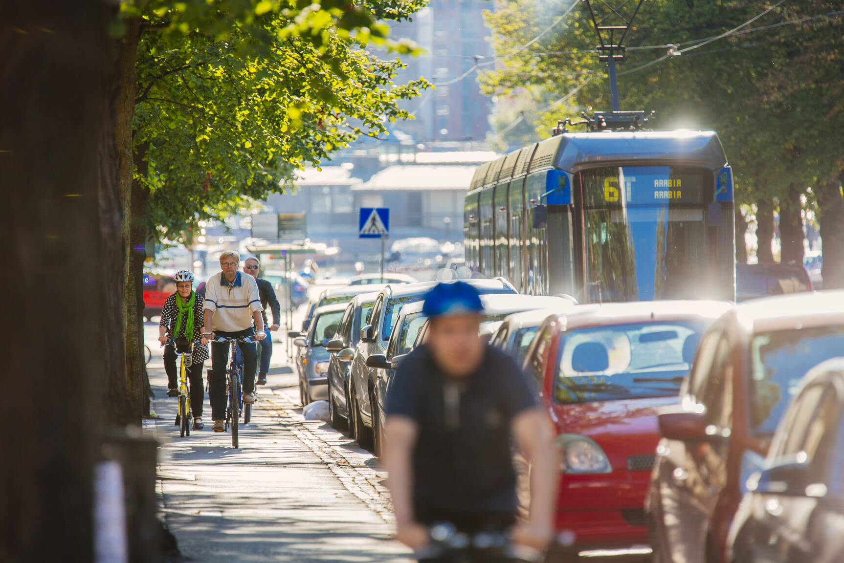 Provoz na ulici v Helsinkách. Foto: Jussi Hellsten /hel.fi