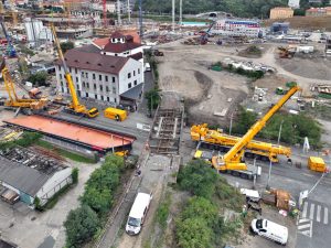 Demontáž železničního mostu Hřebík na pražském Smíchově. Foto: TSK