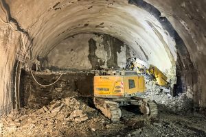 Ražba tunelu Okruhliak. Zdroj: NDS