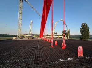 Betonáž střední části mostu přes Moravu na D55. Foto: Pragoprojekt