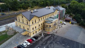 Železniční stanice Žatec. Foto: Chládek & Tintěra