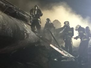 Požár cisterny na D11. Foto: HZS Královéhradeckého kraje