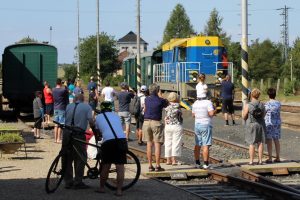 Nákladní vlak na trati Zlonice - Straškov. Foto: AŽD Praha