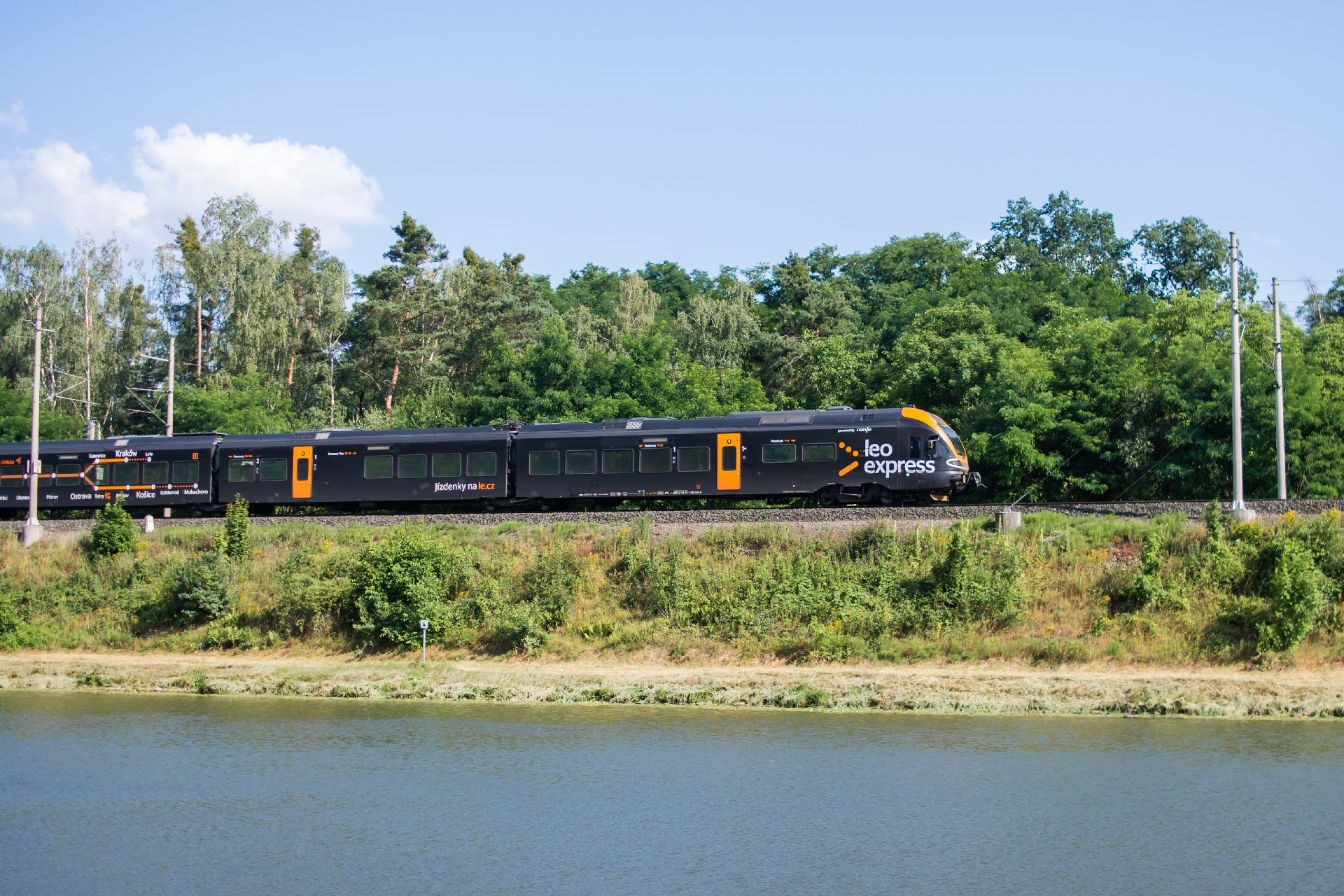Jednotka Stadler Flirt společnosti Leo Express. Foto: LE