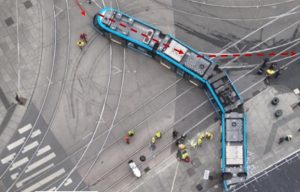 Vykolejení tramvaje SL18 v centru Osla. Foto: SHK