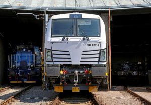 Siemens Vectron řady 384 na 230 km/h. Foto: České dráhy