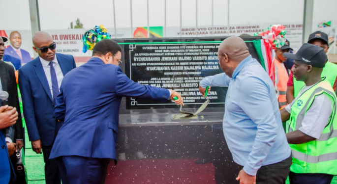 Zahájení stavby nové trati z Tanzánie do Burundi. Foto: Tanzania Railway Corporation
