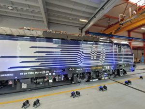 Lokomotiva Siemens Vectron s maximální provozní rychlostí 230 km/h v barvách ČD. Foto: Zdopravy.cz