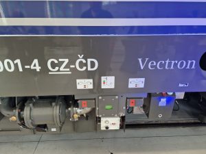 Lokomotiva Siemens Vectron s maximální provozní rychlostí 230 km/h v barvách ČD. Foto: Zdopravy.cz