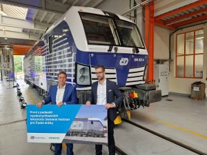 Lokomotiva Siemens Vectron s maximální provozní rychlostí 230 km/h v barvách ČD. Foto: Zdopravy.cz