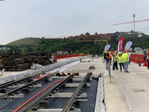 Kontrolní den na dokončovaném Dvoreckém mostě v Praze (10. září 2025). Foto: Zdopravy.cz
