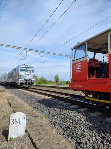 Mimořádná událost ve Všetatech. Foto: Drážní inspekce