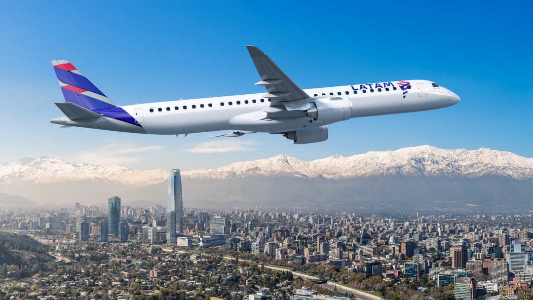 Embraer E195-E2 v barvách LATAM. Zdroj: Embraer