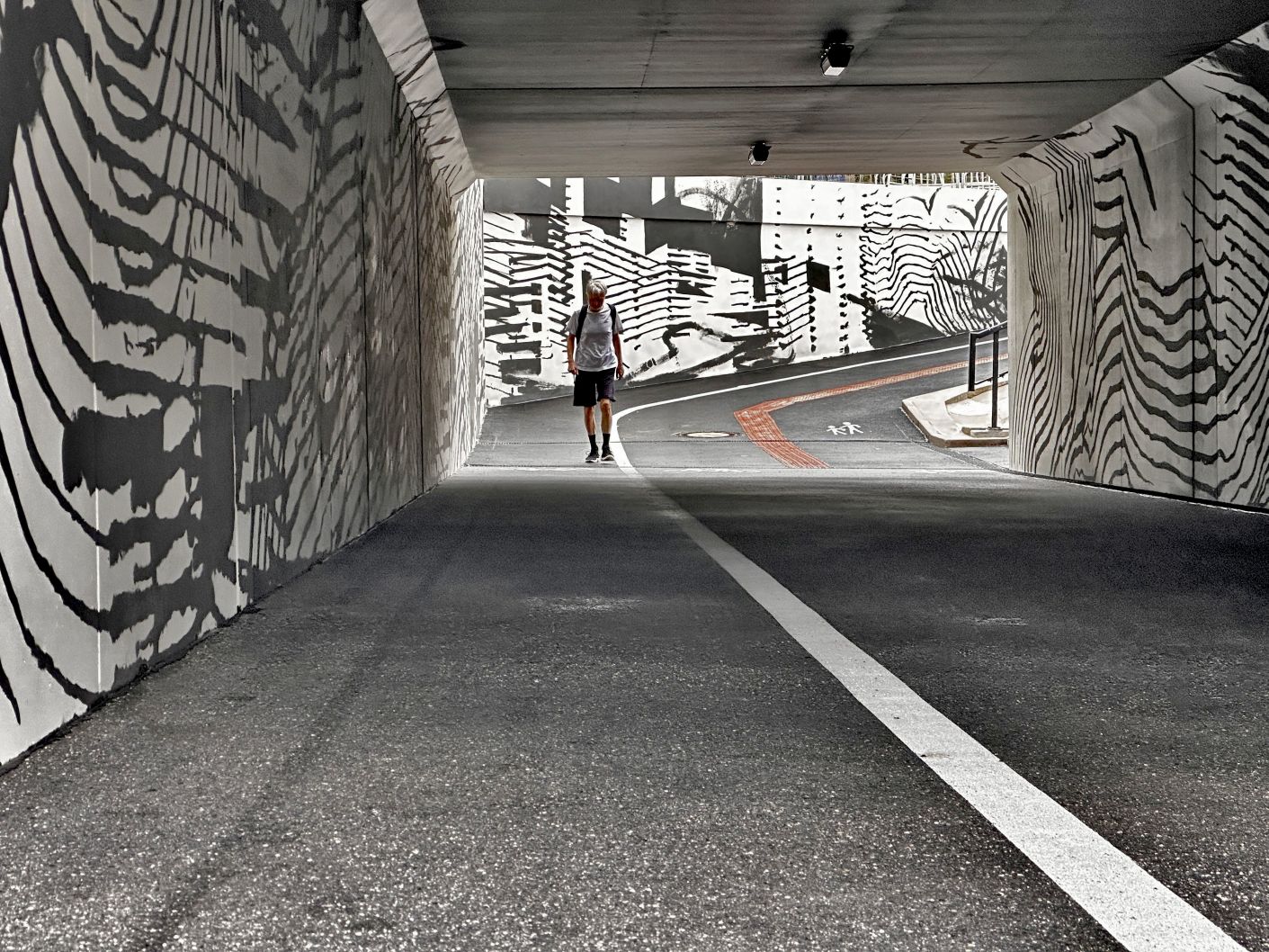 Zrekonstruovaný podchod pro pěší a cyklisty pod Türkovou ulicí na pražském Chodově. Foto: TSK