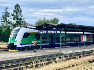 Bateriová jednotka 691.2 (BEMU) Regiopanter dopravce České dráhy (ČD) ve stanici Frýdek-Místek. Foto: Zdopravy.cz / Vojtěch Očadlý
