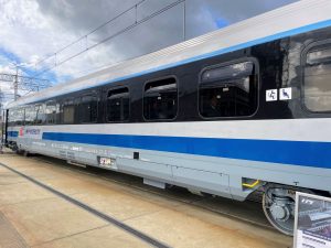 Nový vůz na 200 km/h pro PKP Intercity. Foto: Jan Sůra / Zdopravy.cz