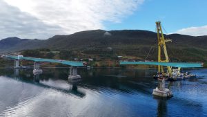 Stavba mostu přes záliv Ramfjord (září 2025). Pramen: Metrostav Norge