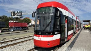 Modernizovaná tramvajová trať do Modřic. Foto: Skanska
