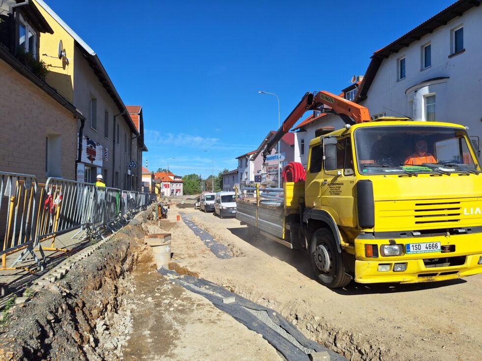 Rekonstrukce průtahu Říčan, stav září 2025. Foto: ŘSD