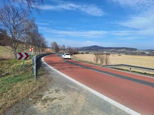 Současné trasování silnice I/57 u Linhartov. Zdroj: ŘSD