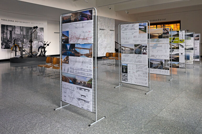 Výstava nejlepších návrhů na most přes Vltavu. Foto: Národní technické muzeum