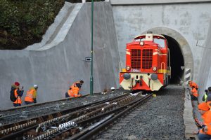 Testování výhybek v dopravně Dolní Polubný. Foto: Železniční společnost Tanvald / Facebook.com