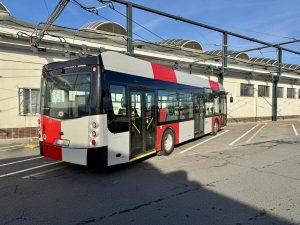 První elektrobus SOR ENS 12 na testech v Praze. Foto: DPP