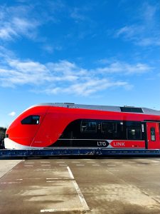 Přeprava jednotek  Stadler Flirt pro LTG Link. Foto: LTG Link