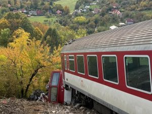 Srážka rychlíků na Slovensku. Zdroj: Hasičský a záchranný zbor