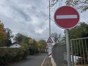 Upravený železniční přejezd v pražské Liboci. Foto: Praha 6