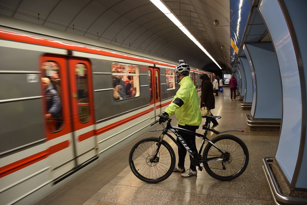 Přeprava kol v metru. Foto: DPP