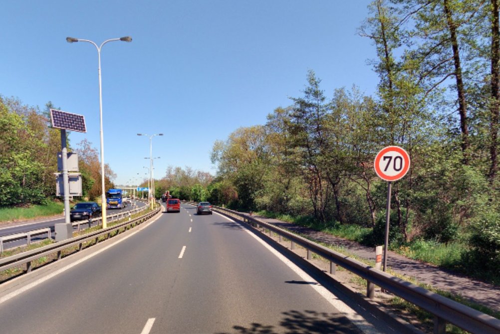 Silnice I/6 v Karlových Varech. Foto: ŘSD