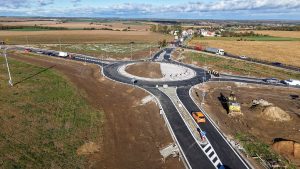 Nová okružní křižovatka na silnici I/38 u obce Kasárna na Znojemsku. Foto: ŘSD
