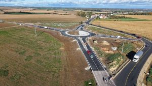 Nová okružní křižovatka na silnici I/38 u obce Kasárna na Znojemsku. Foto: ŘSD