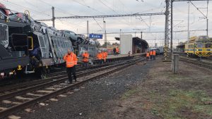 Vykolejení nákladního vlaku ve stanici Kolín. Foto: Drážní inspekce