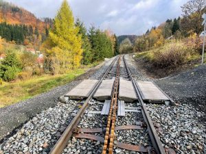 Železniční přejezd u Sajlera. Foto: Jan Sůra  / Zdopravy.cz