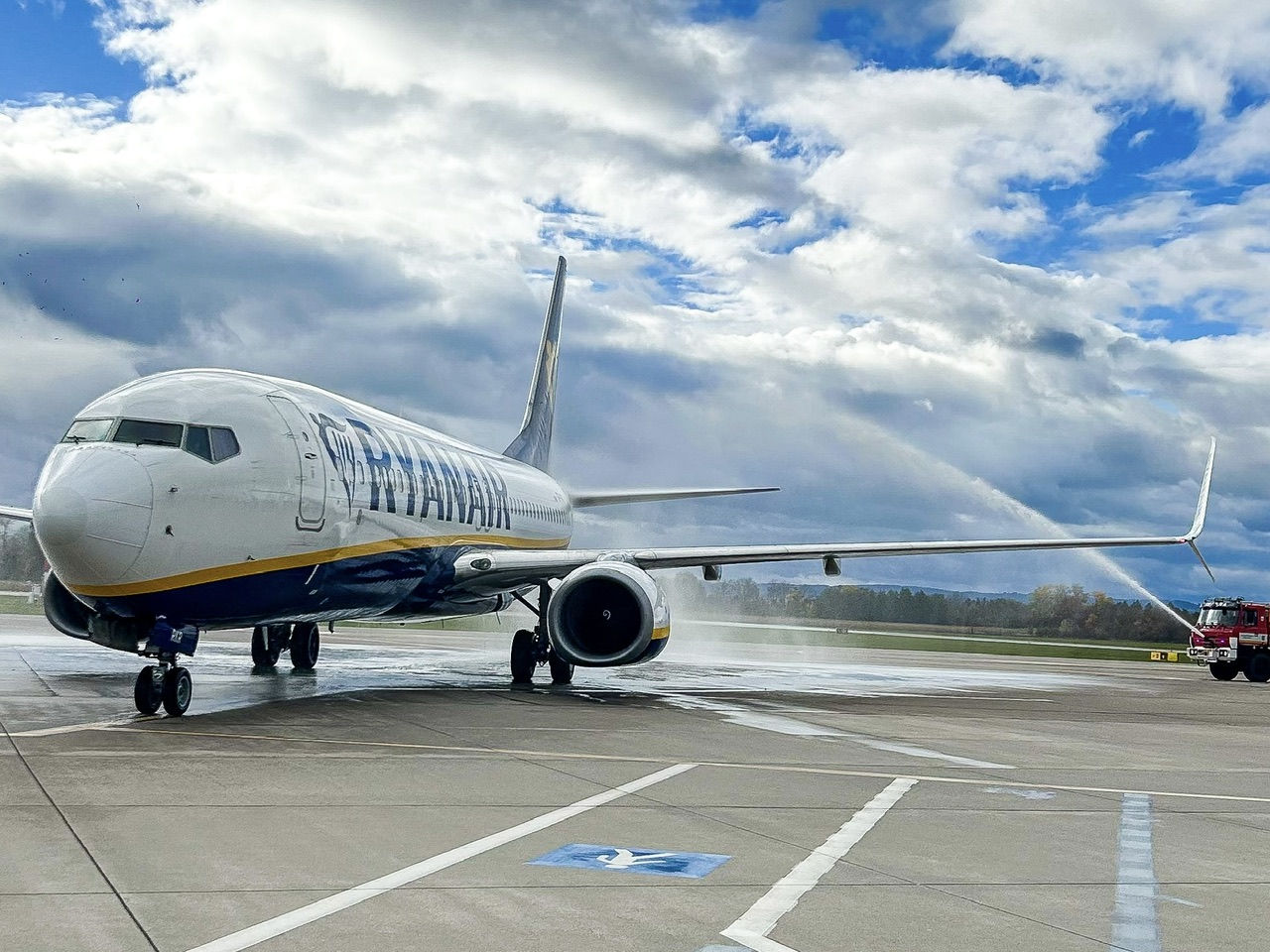 Ryanair na inauguračním letu Malaga - Letiště Pardubice. Foto: Jan Hrabal