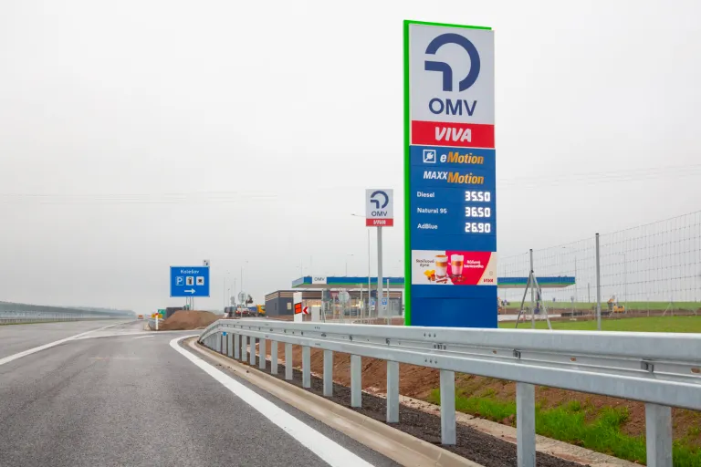 Čerpací stanice OMV na odpočívce Kolešov na D6. Foto: OMV