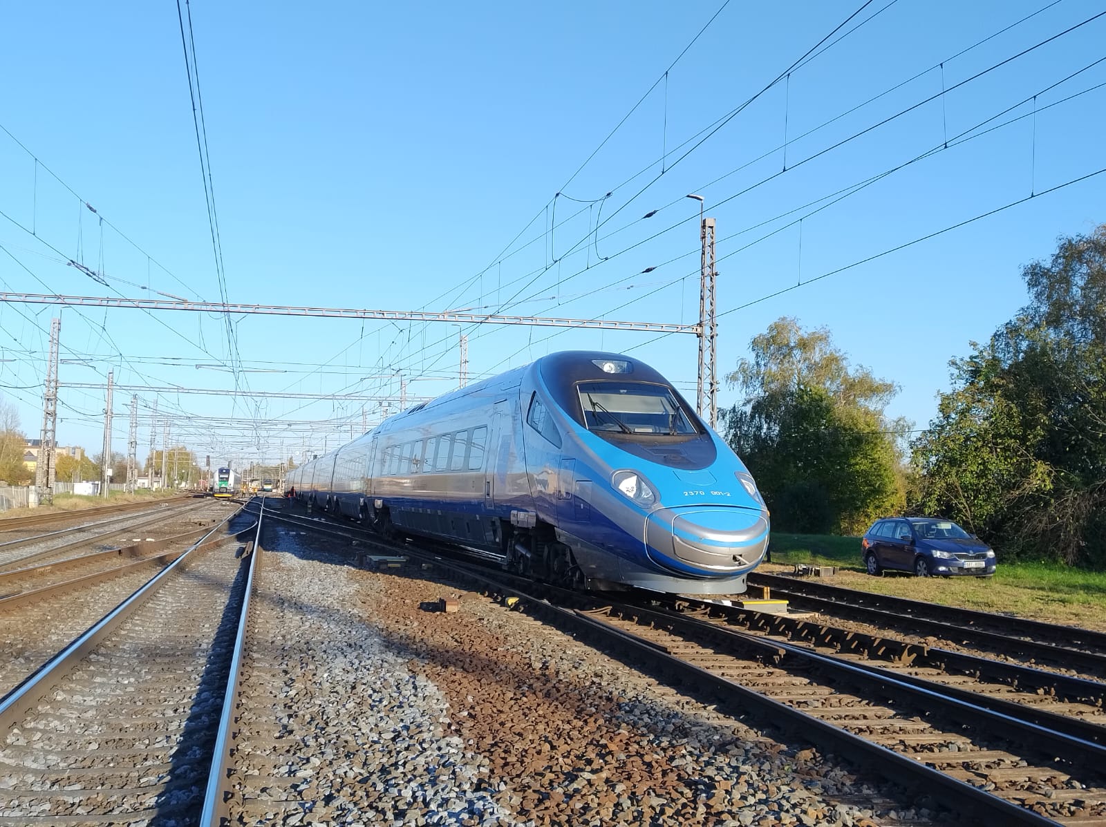 Mimořádnost polského Pendolina ve Studénce. Foto: Drážní inspekce
