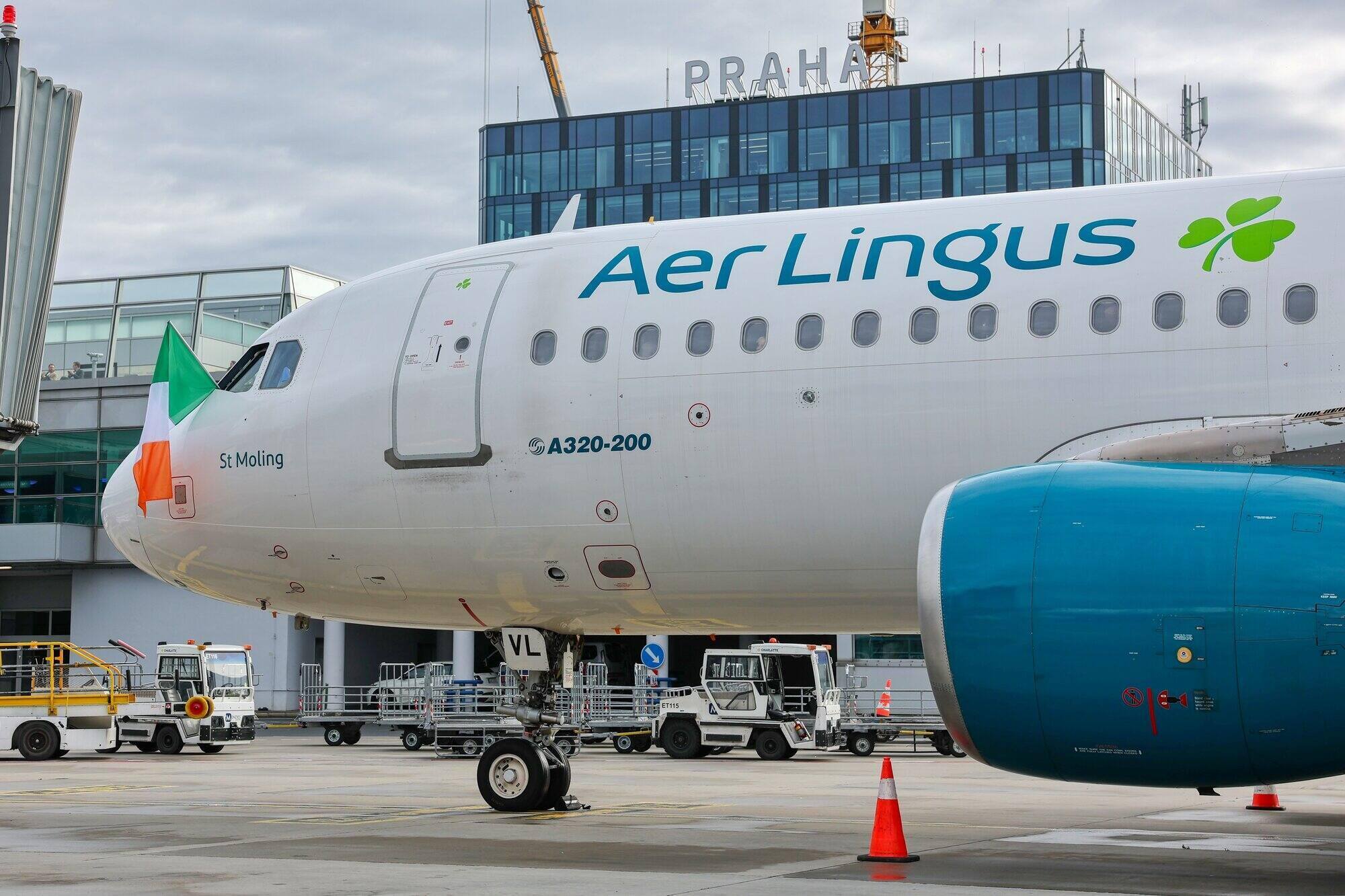 Airbus A320 Aer Lingus na inauguračním letu Cork - Praha. Foto: Letiště Praha