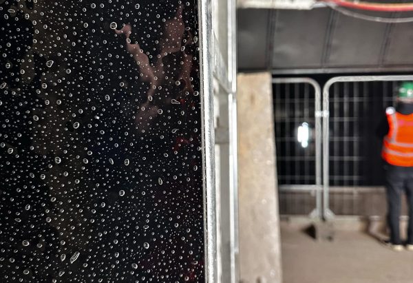 Originální nové obklady instalované v rámci revitalizace stanice metra Českomoravská. Zdroj: Maxim Velčovský a edit! architects